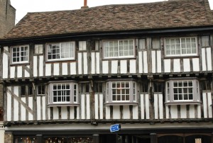 cambridge-shops-old-archetecture