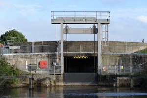 The Salters Lode sluice pictured from the Old Bedford. The water mark on the guillotine door is clearly marked and was a good two feet lower.