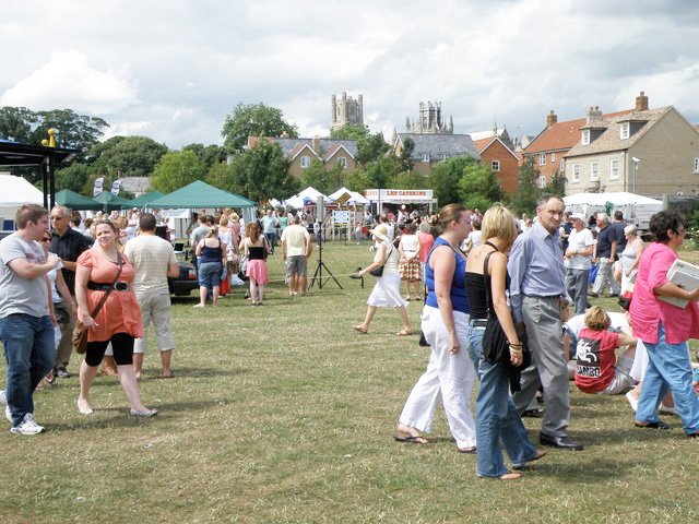 ely market boat holiday