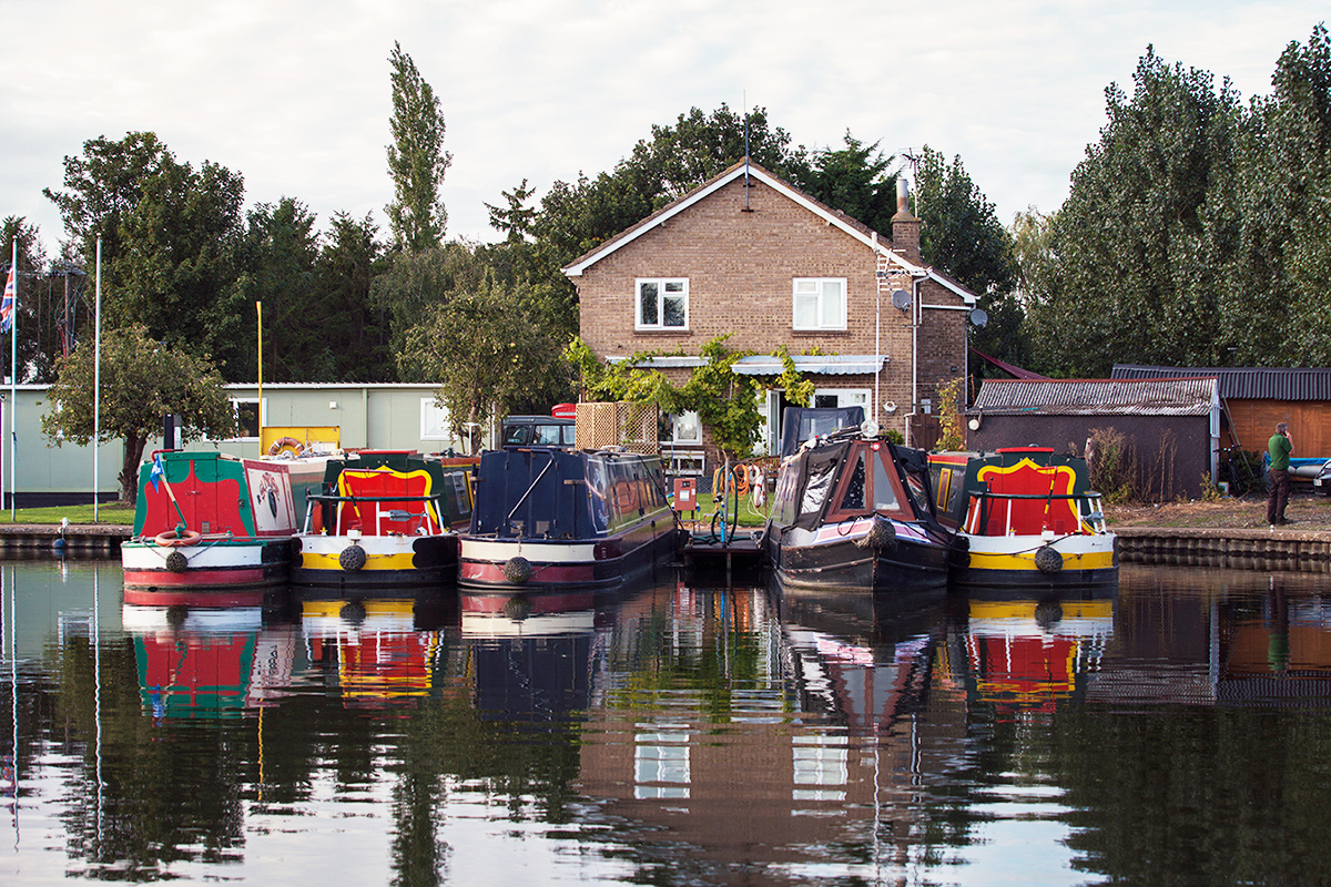 canal boating free open day 2019 april