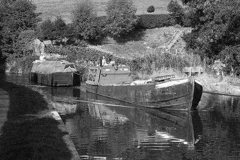 canal narrowboat movies img: wiki