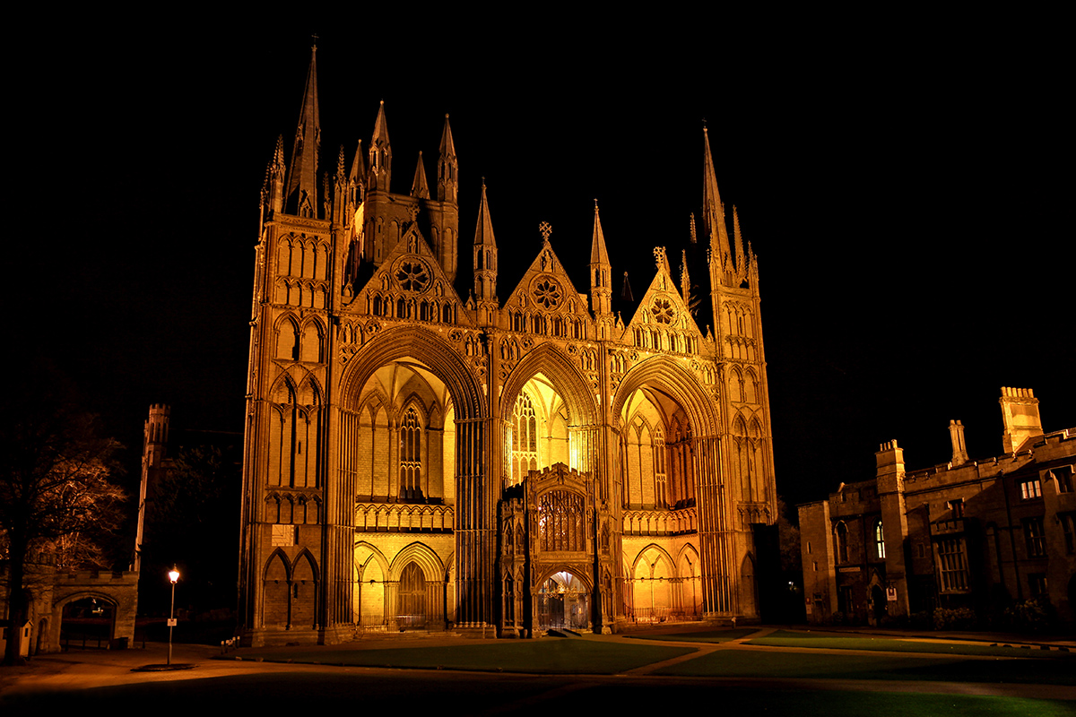 How to Visit a Cathedral on Your Narrowboat Holiday