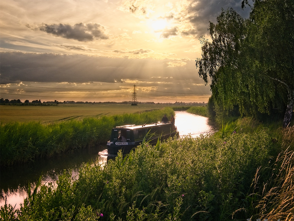 fox narrowboat holiday cc jem bulbrook