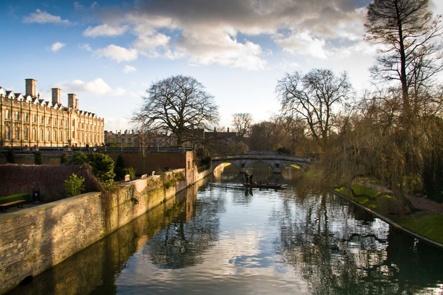 cambridge punting river cam