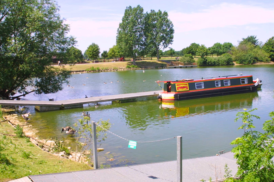 ferry meadows nene park narrowboat break