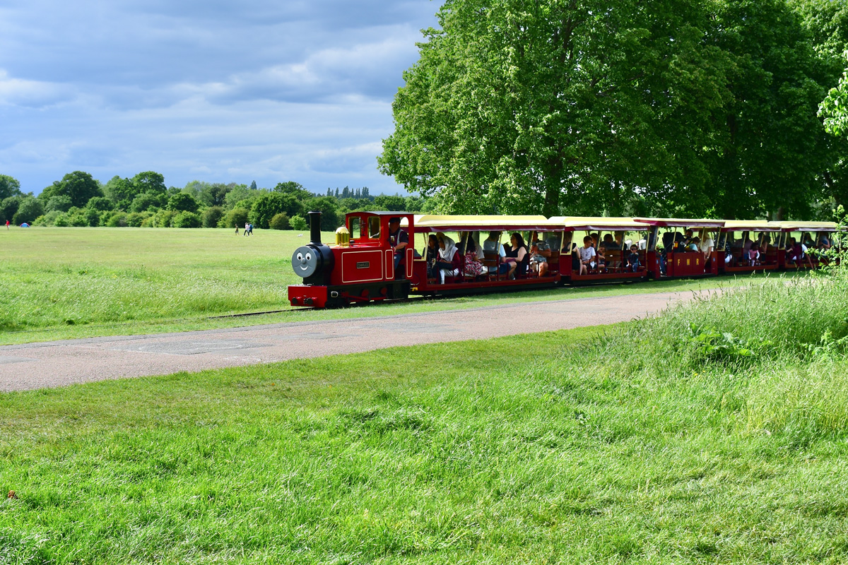 nene park children train ride