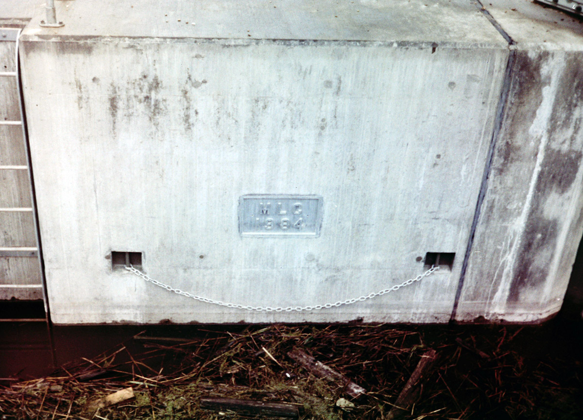 Plaque Lodes End Lock 1984