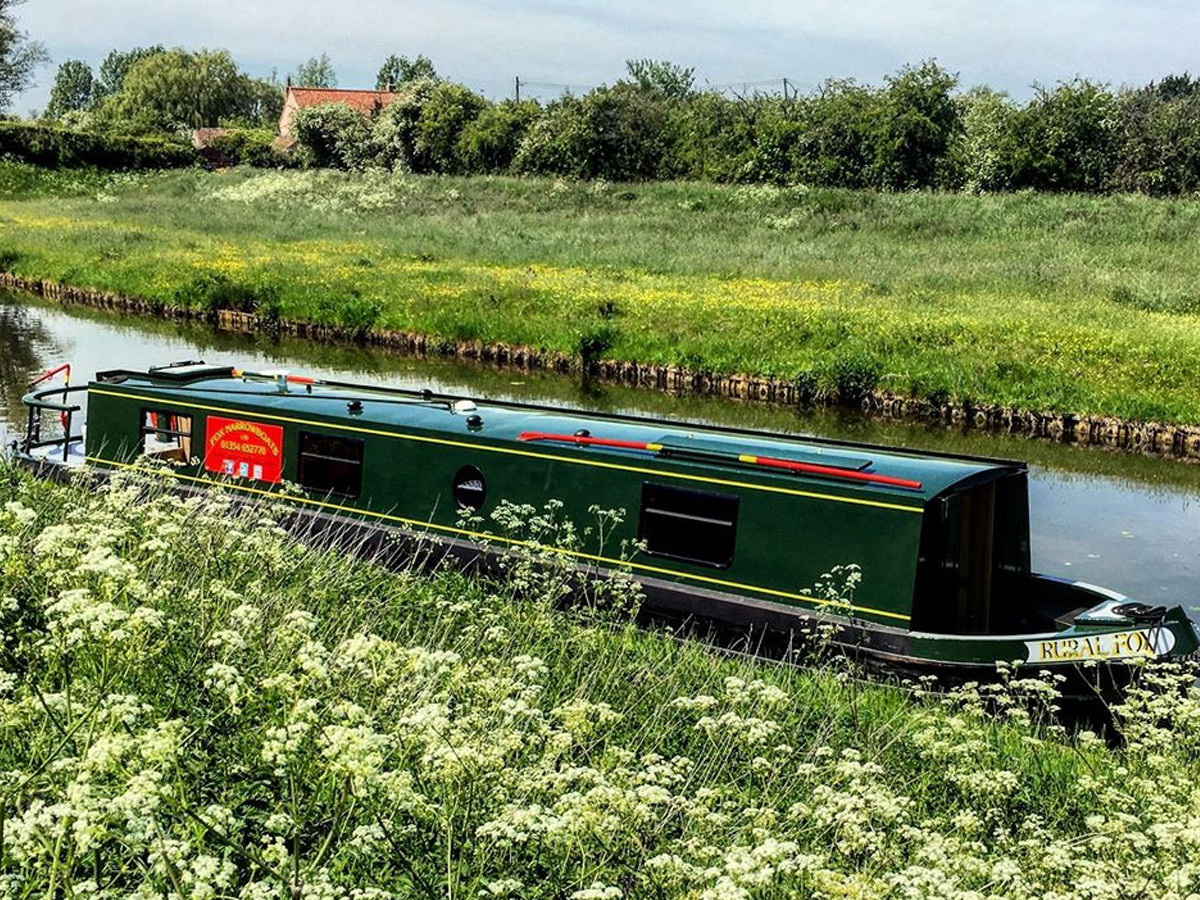 rural fox narrowboat